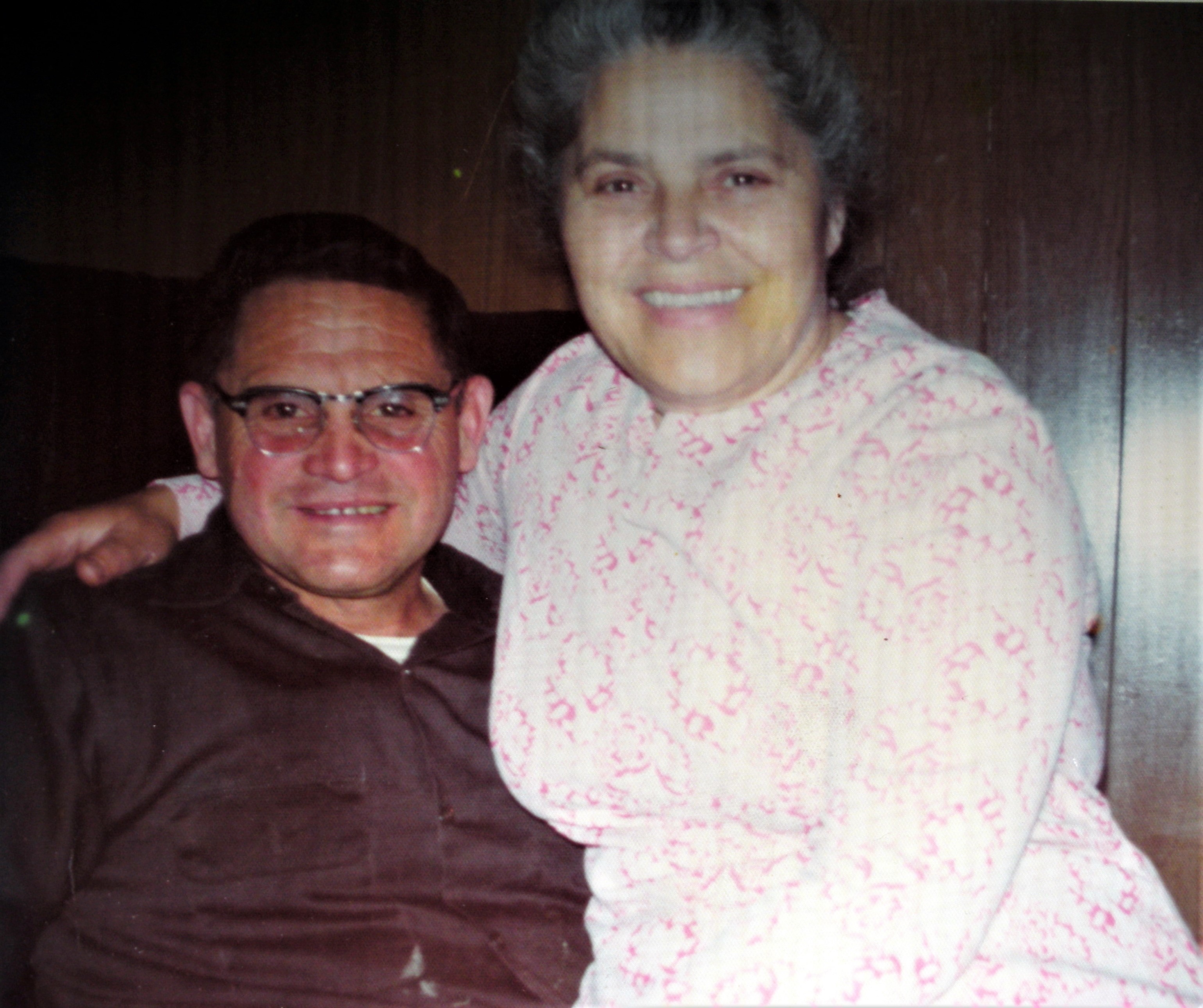 pictures/FLORENCE & FRANK RICHARDS/Couples/Ron & June Bergeron.JPG